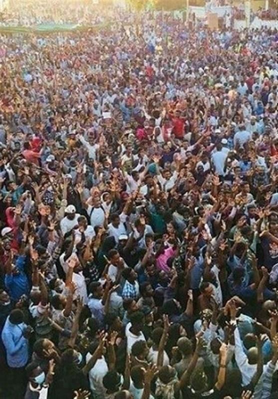 سودانی ها خواهان لغو مصونیت قاتلان شهدای انقلاب شدند